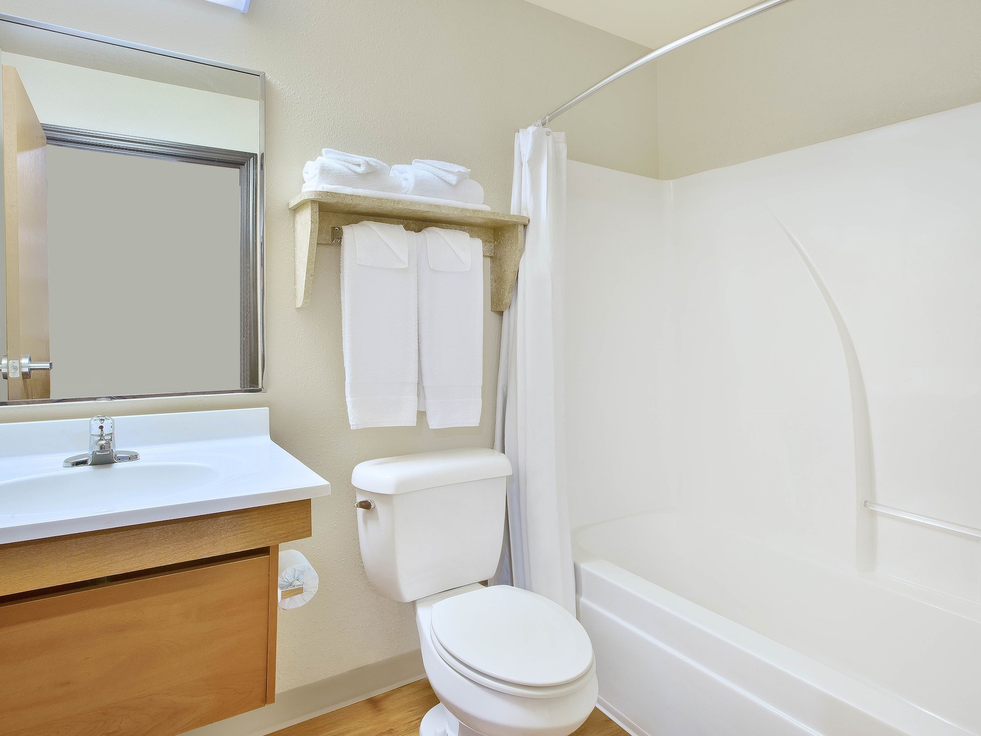 SUITE, 2 QUEEN BEDS