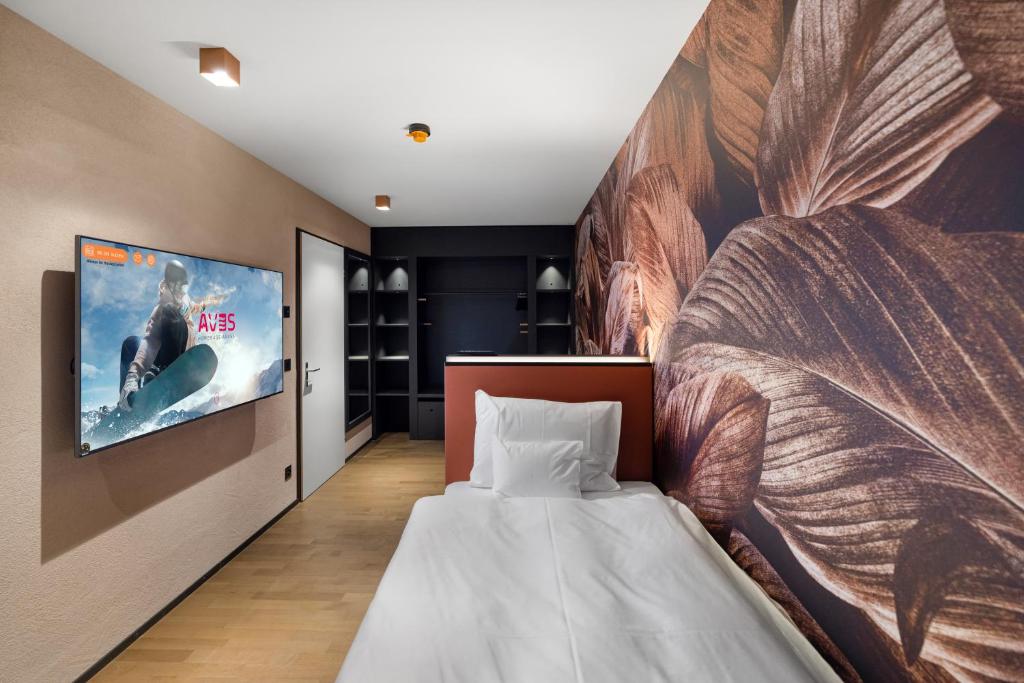 غرفة عائلية بشرفة، Hotel AVES Homebase Arosa 4/7