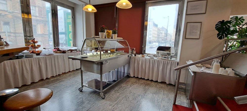Legie Hotel 21/45