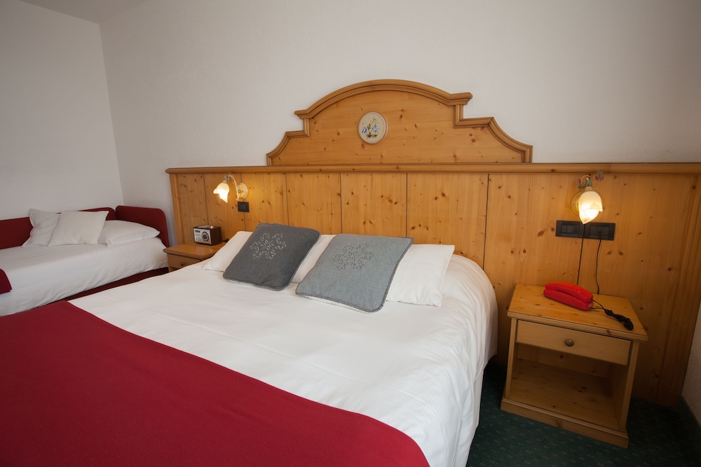 La Vallee Blanche Hotel 6/69