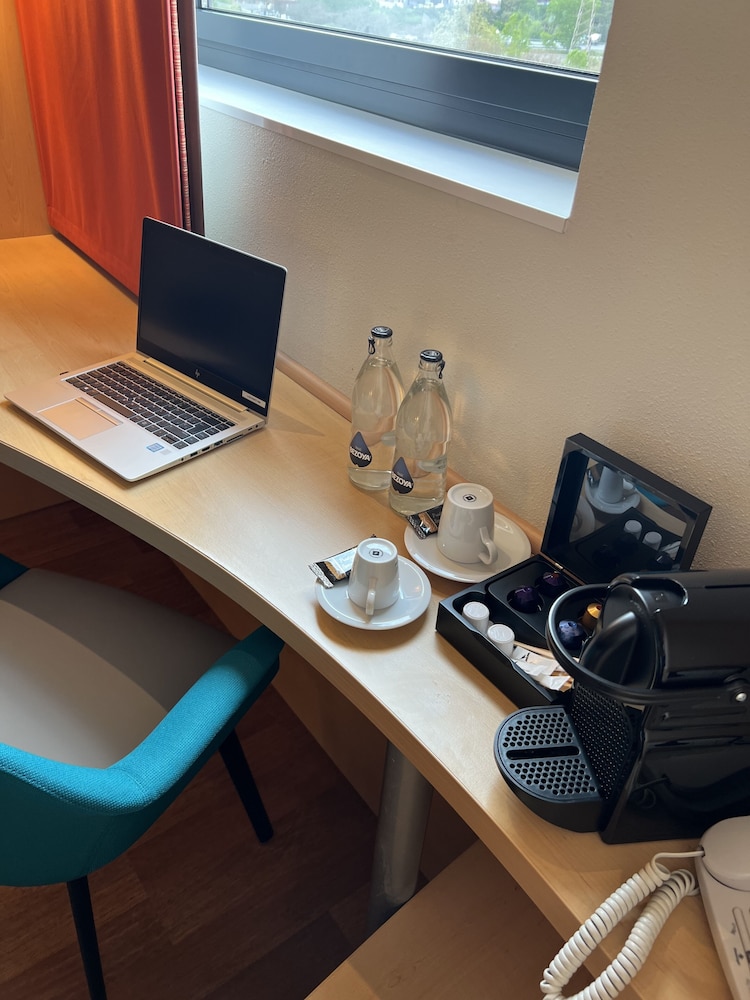 IBIS BARCELONA RIPOLLET 61/72