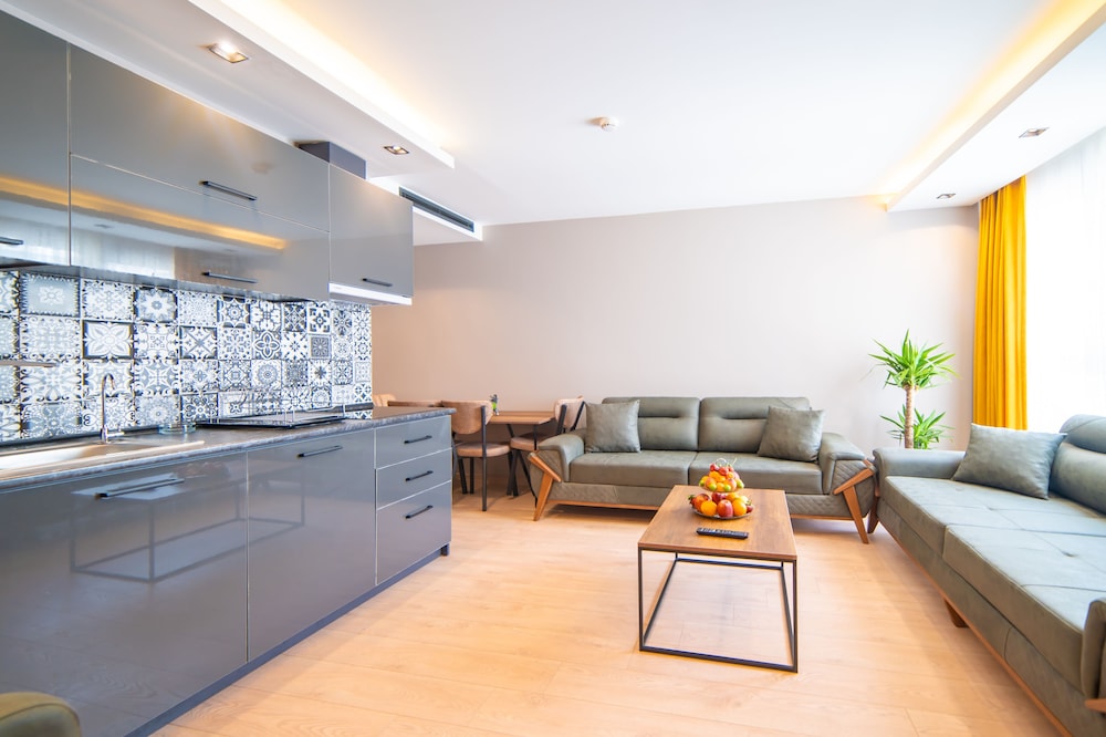 Garden Room Suit Hotel 40/50