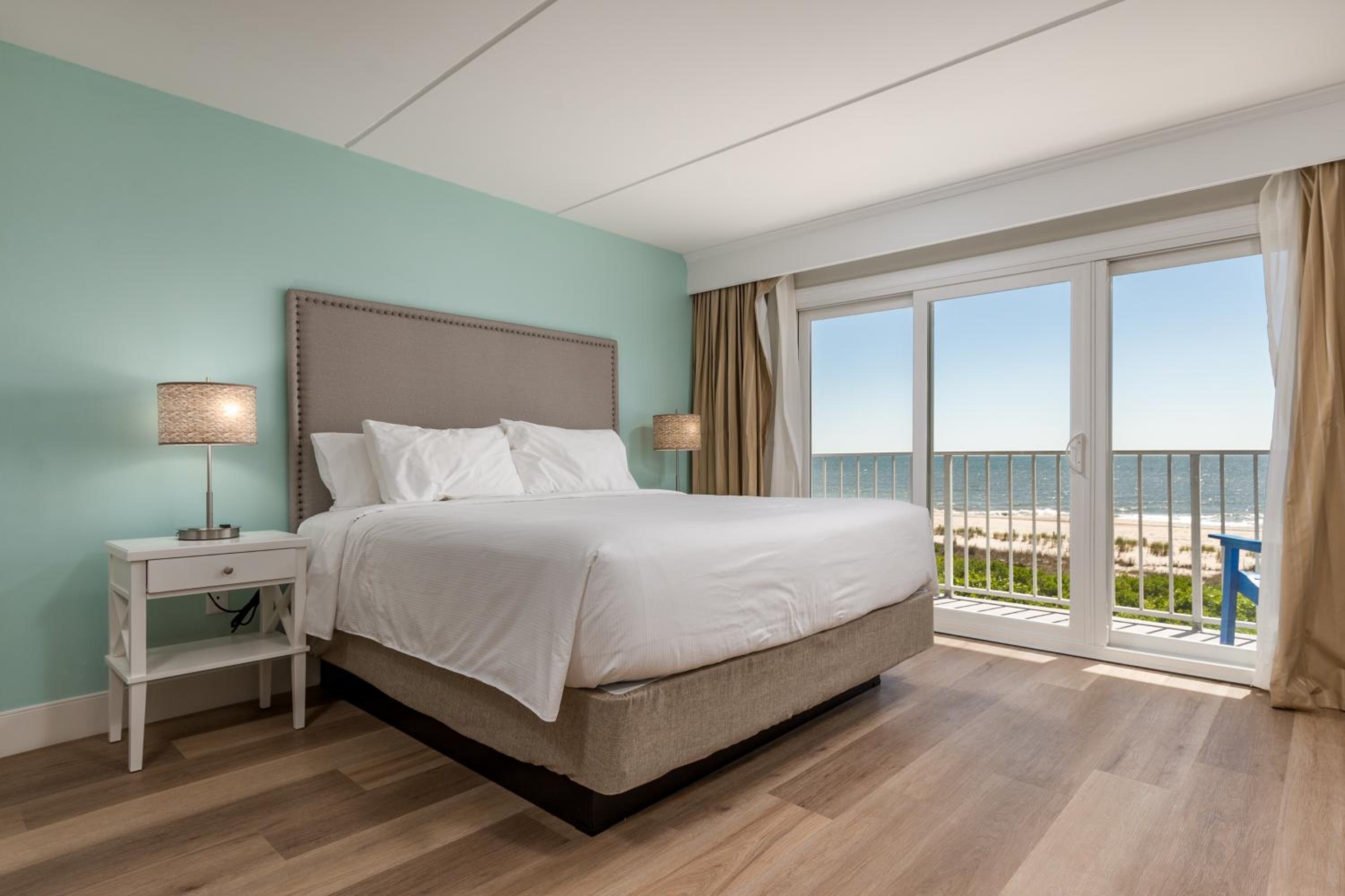Suite, Ocean Front