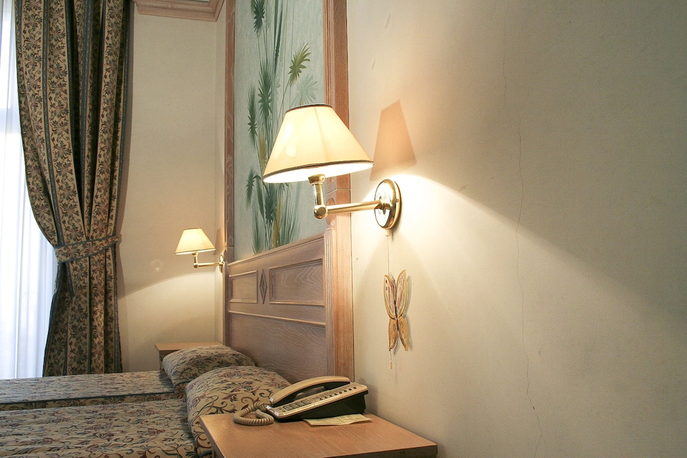 Hotel de La Ville 27/64