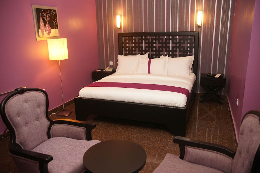 Ellis Suites Limited 7/28