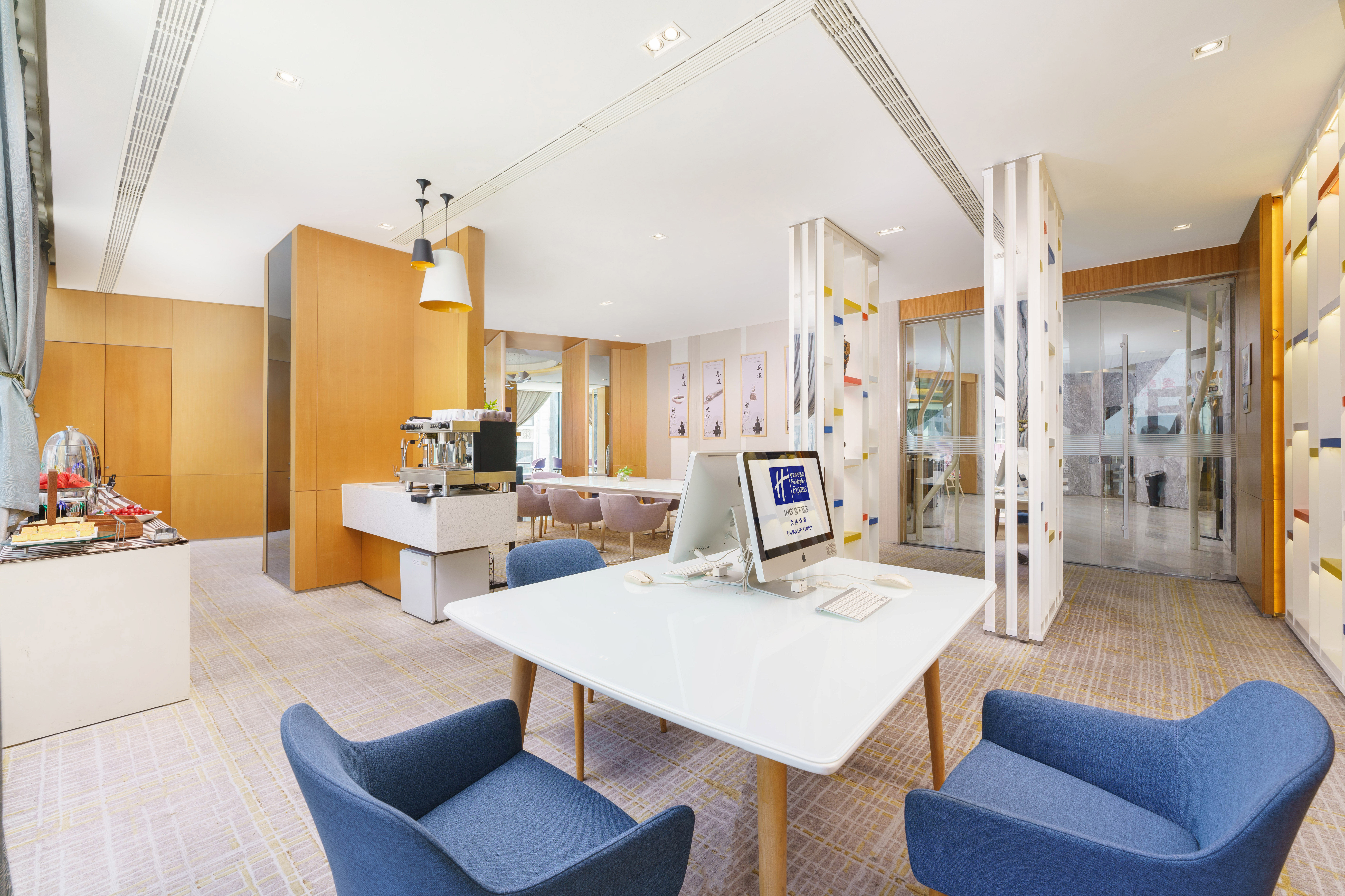 Holiday Inn Express Dalian City Center 11/50