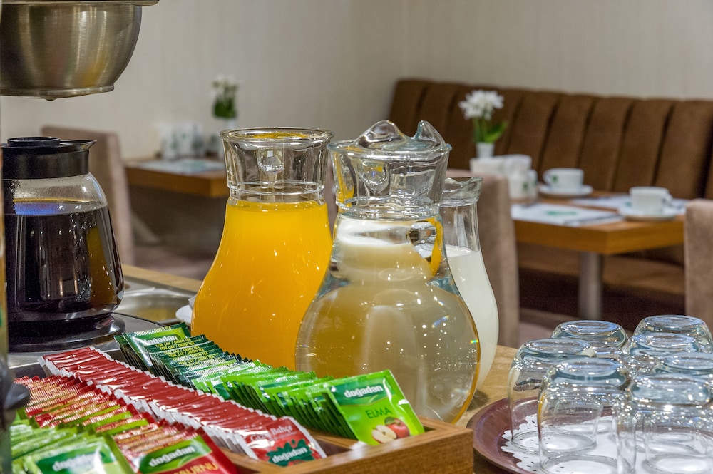 Bizim Hotel 40/64