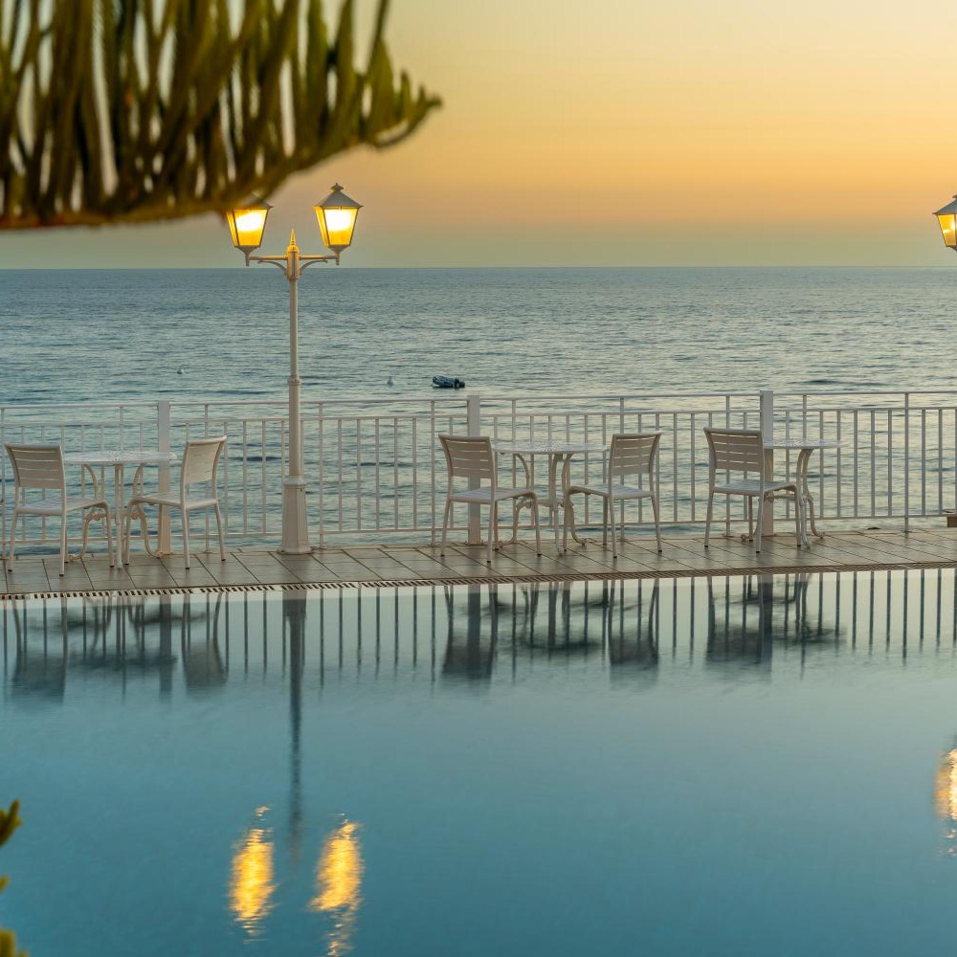 Hotel Le Maquis 53/58