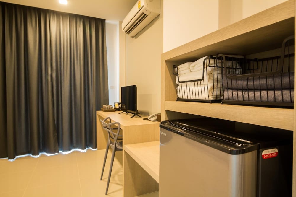 Triple Z Hotel 44/56