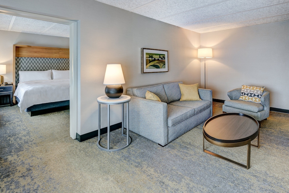 Holiday Inn East Windsor 33/60