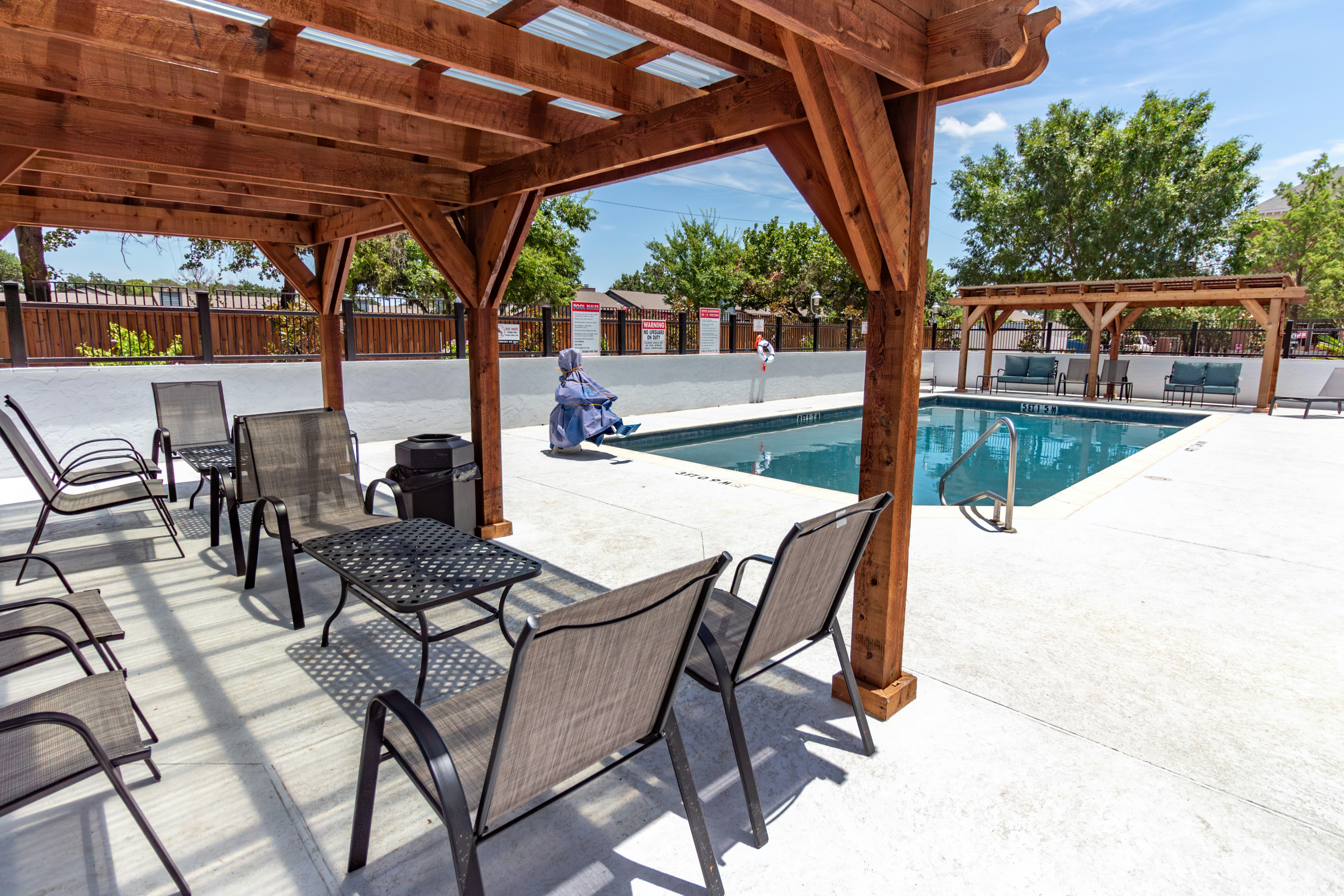 Hampton Inn & Suites Denton 55/59