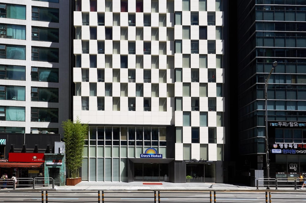 Days Hotel by Wyndham Seoul Myeongdong in SEOUL
