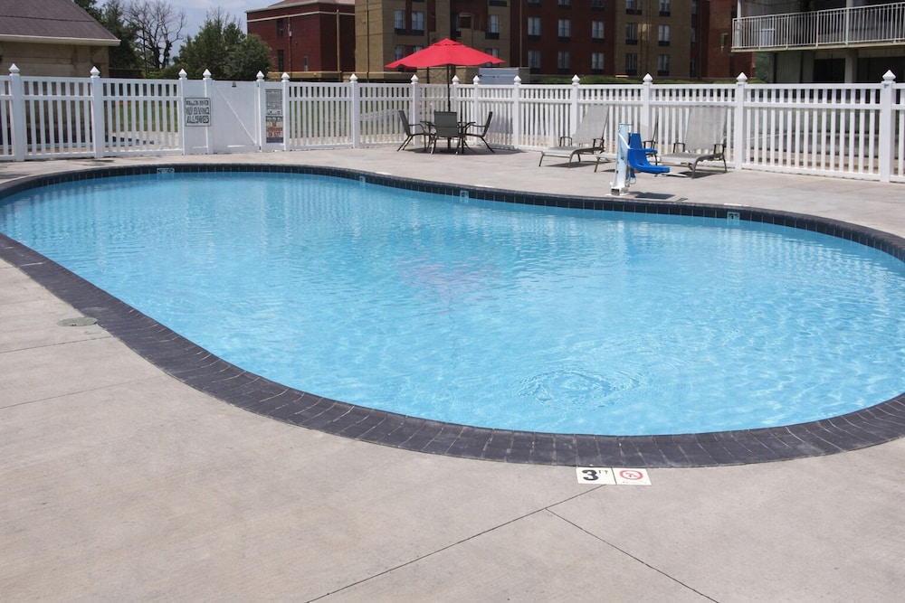 Quality Inn Kodak Sevierville 67/69