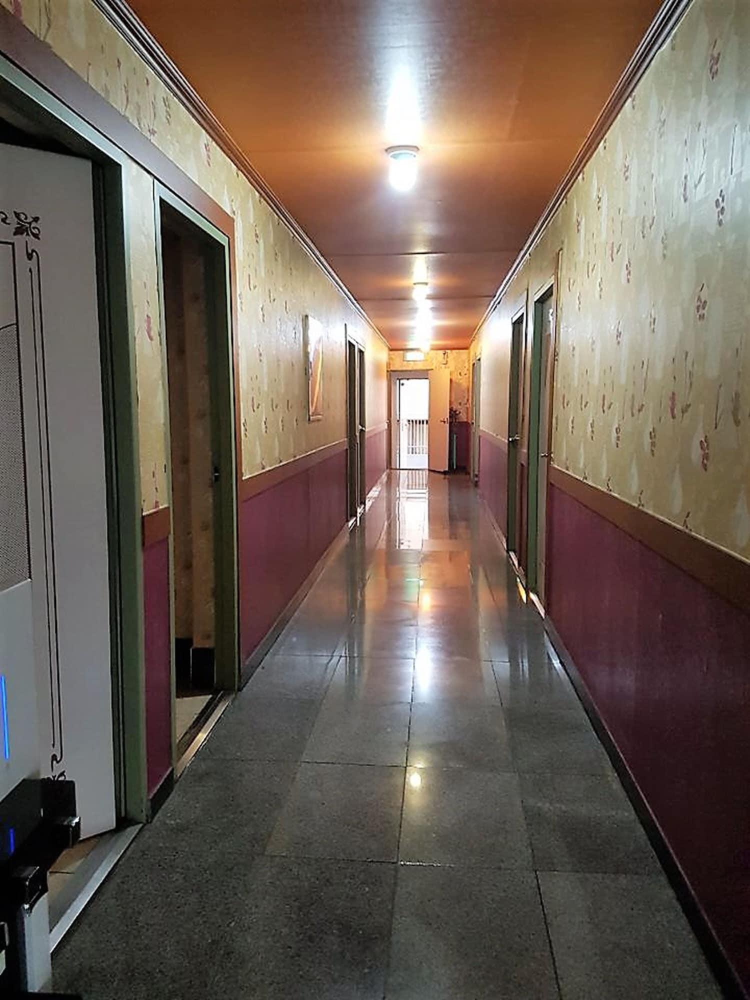 Myeongdong Motel 31/34