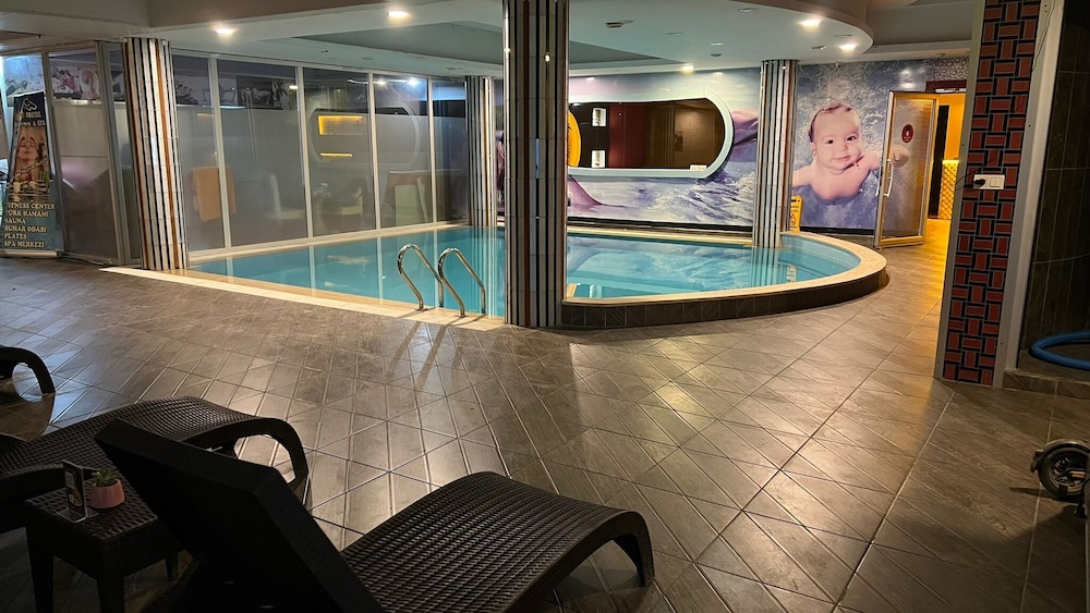 MOX Hotel 22/50