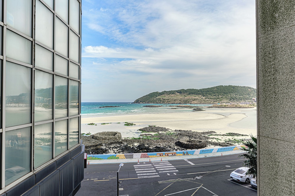 Hamdeok Beach Stay Jeju 44/56