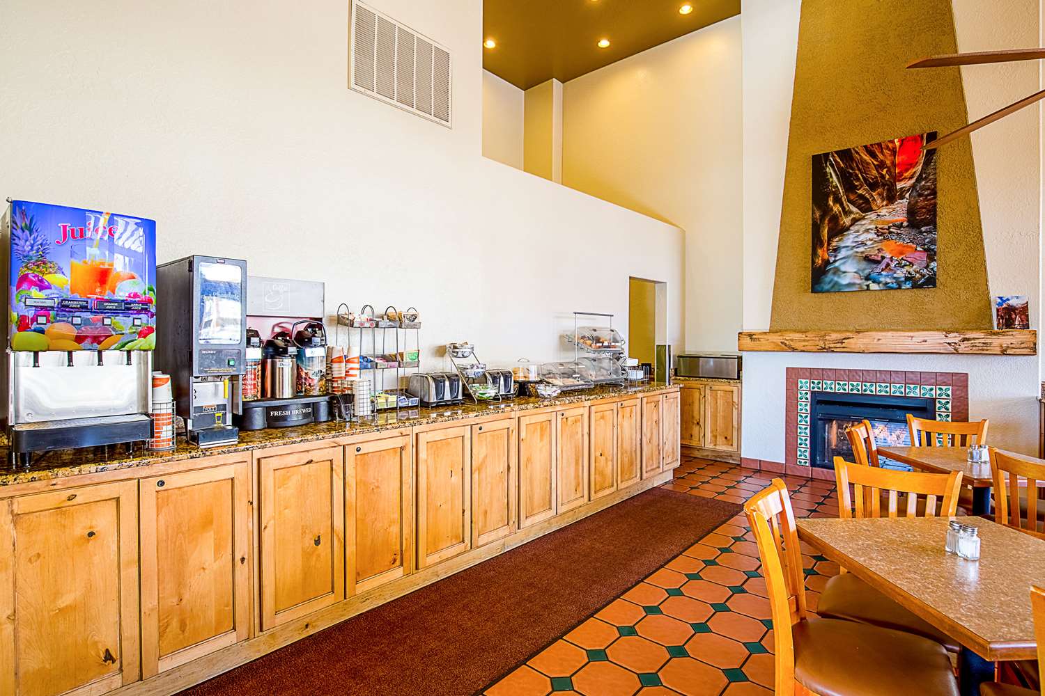 restaurant cafeteria