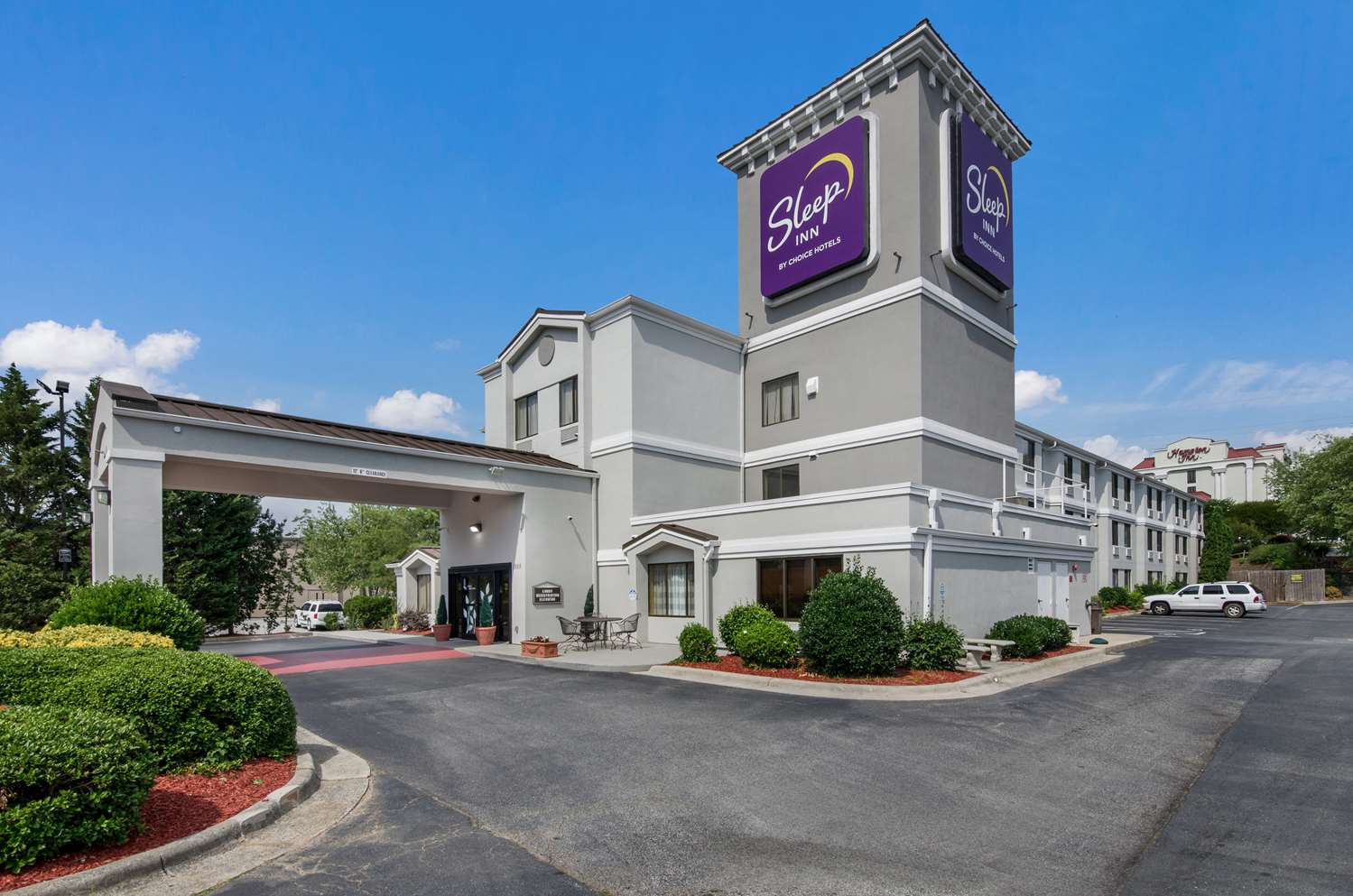 Sleep Inn Hanes Mall 36/38