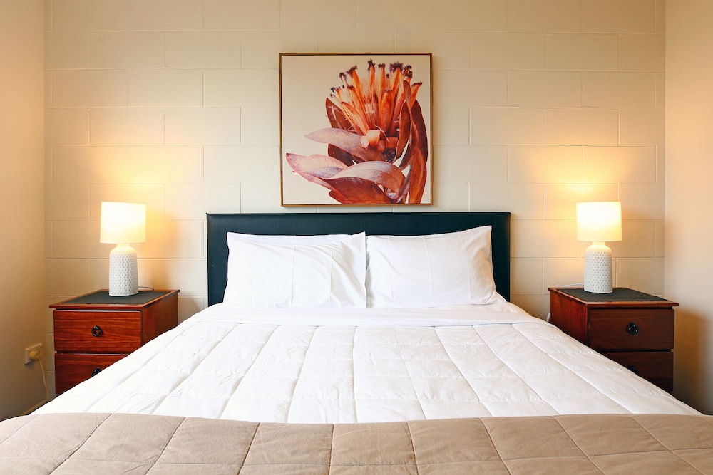 289 Midway Motel 13/60