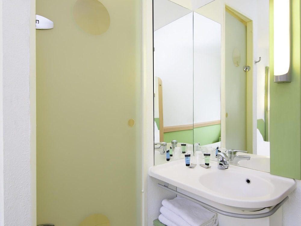 Ibis Budget Lyon Gerland 69/70