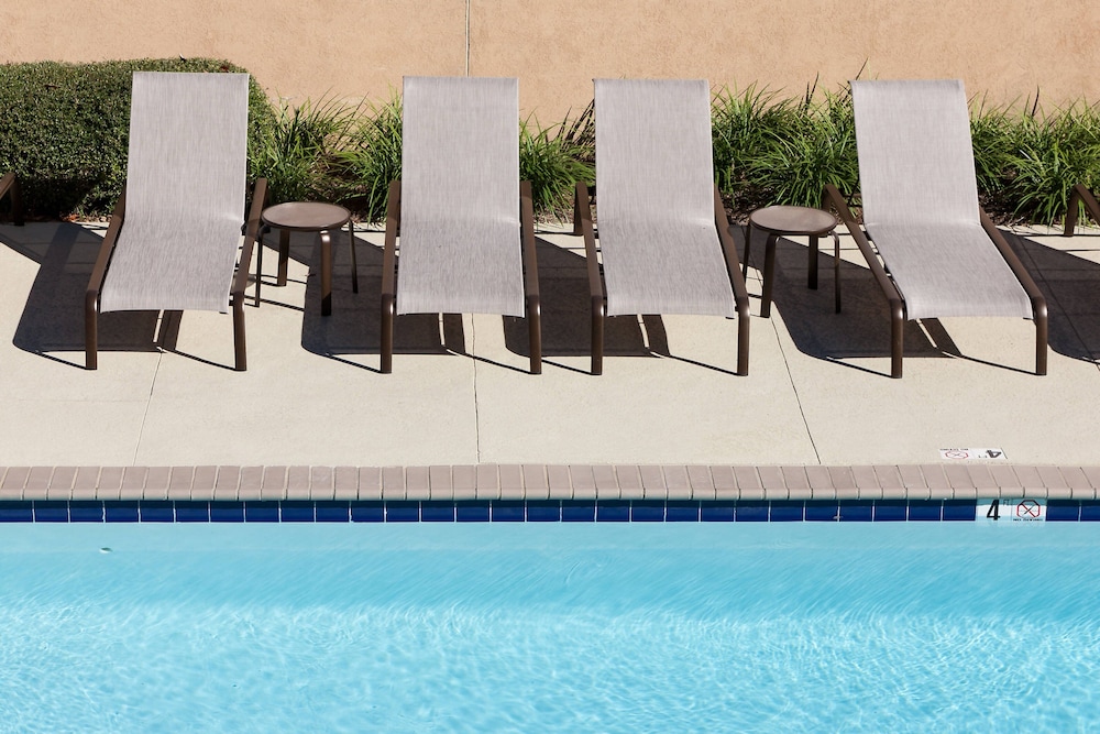 Courtyard by Marriott Birmingham Trussville 45/49