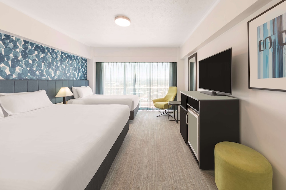 Vibe Hotel Gold Coast 9/66