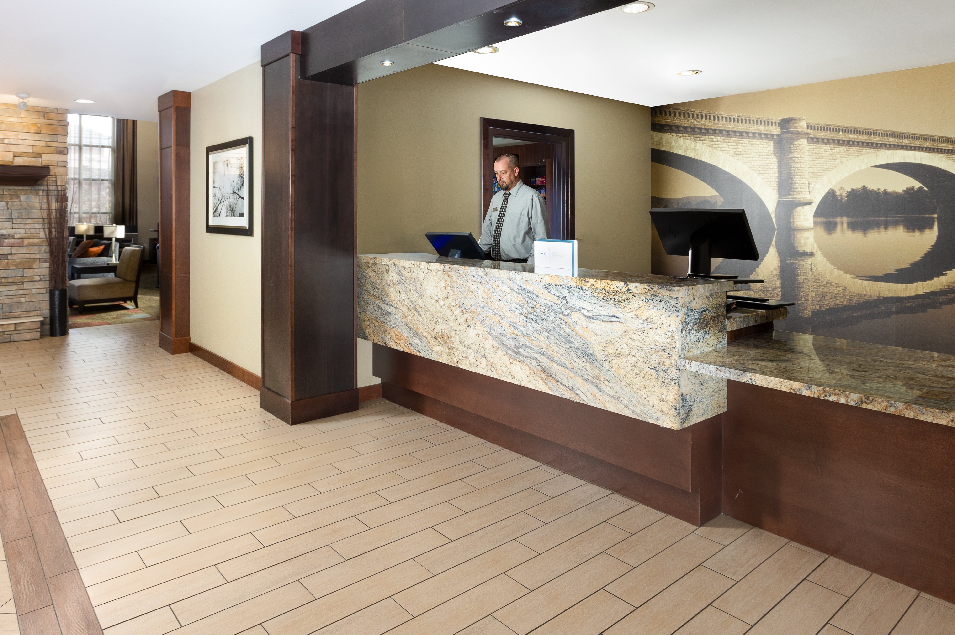 Staybridge Suites Sacramento - Folsom 11/79
