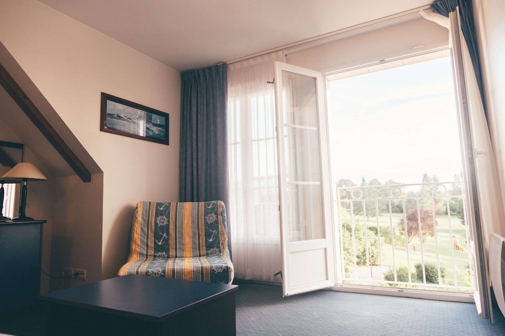 Appart Hotel La Roche-Posay 6/62