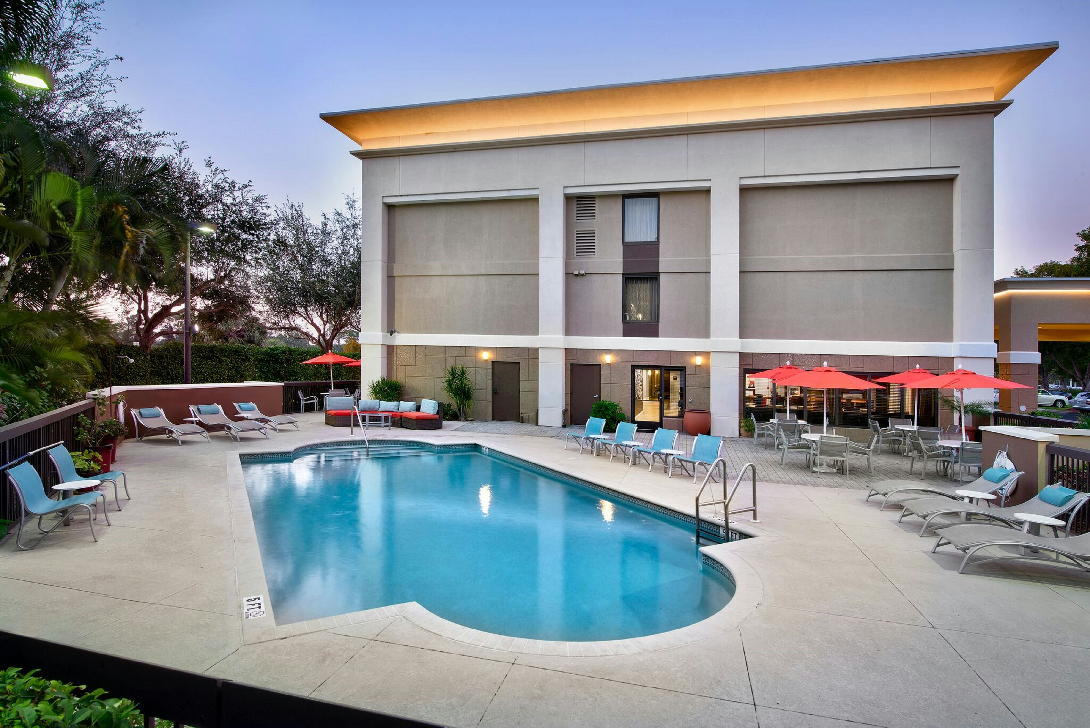 HAMPTON INN NAPLES I-75 8/59