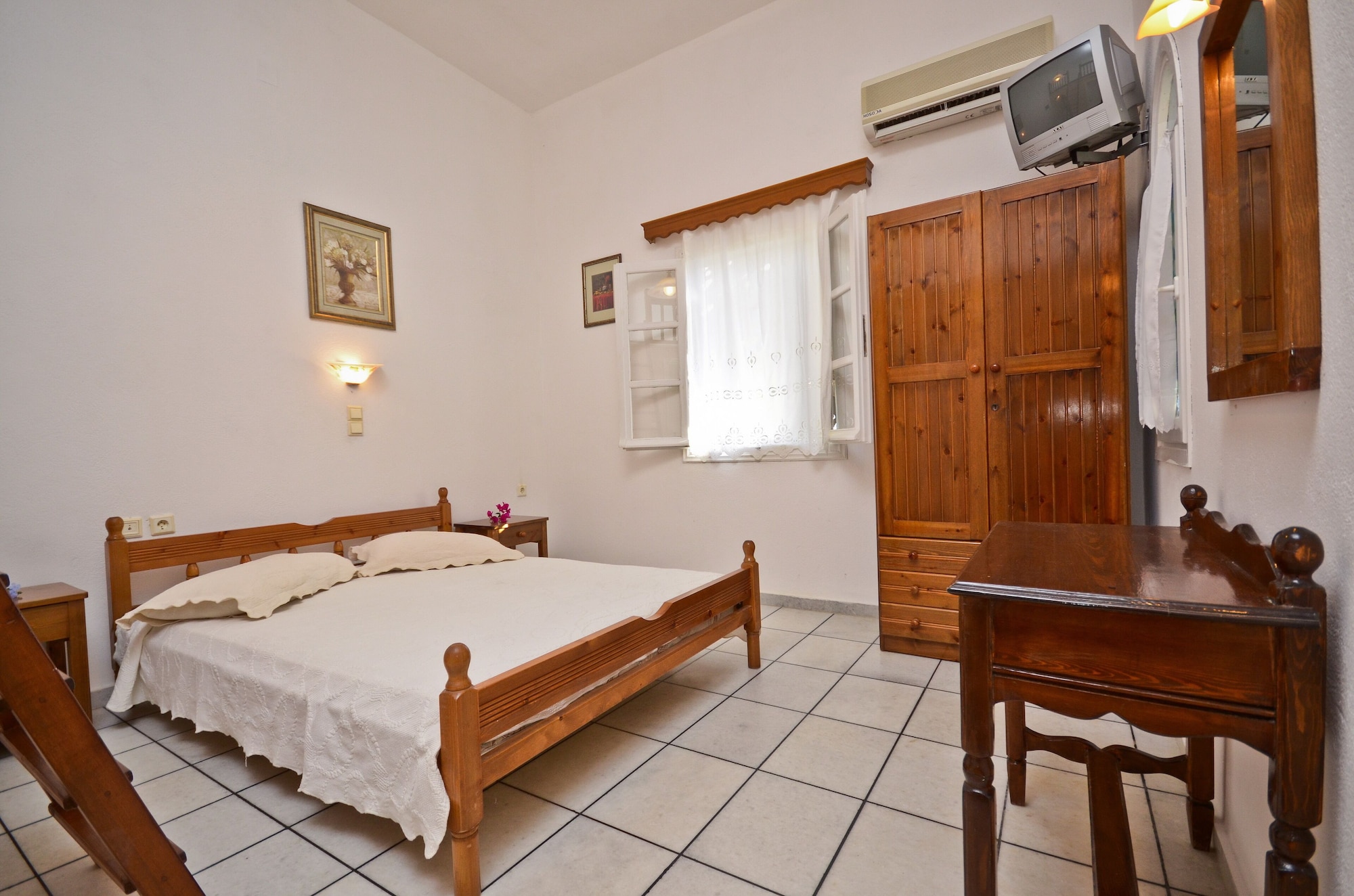 ROOM, QUADRUPLE, TERRACE
