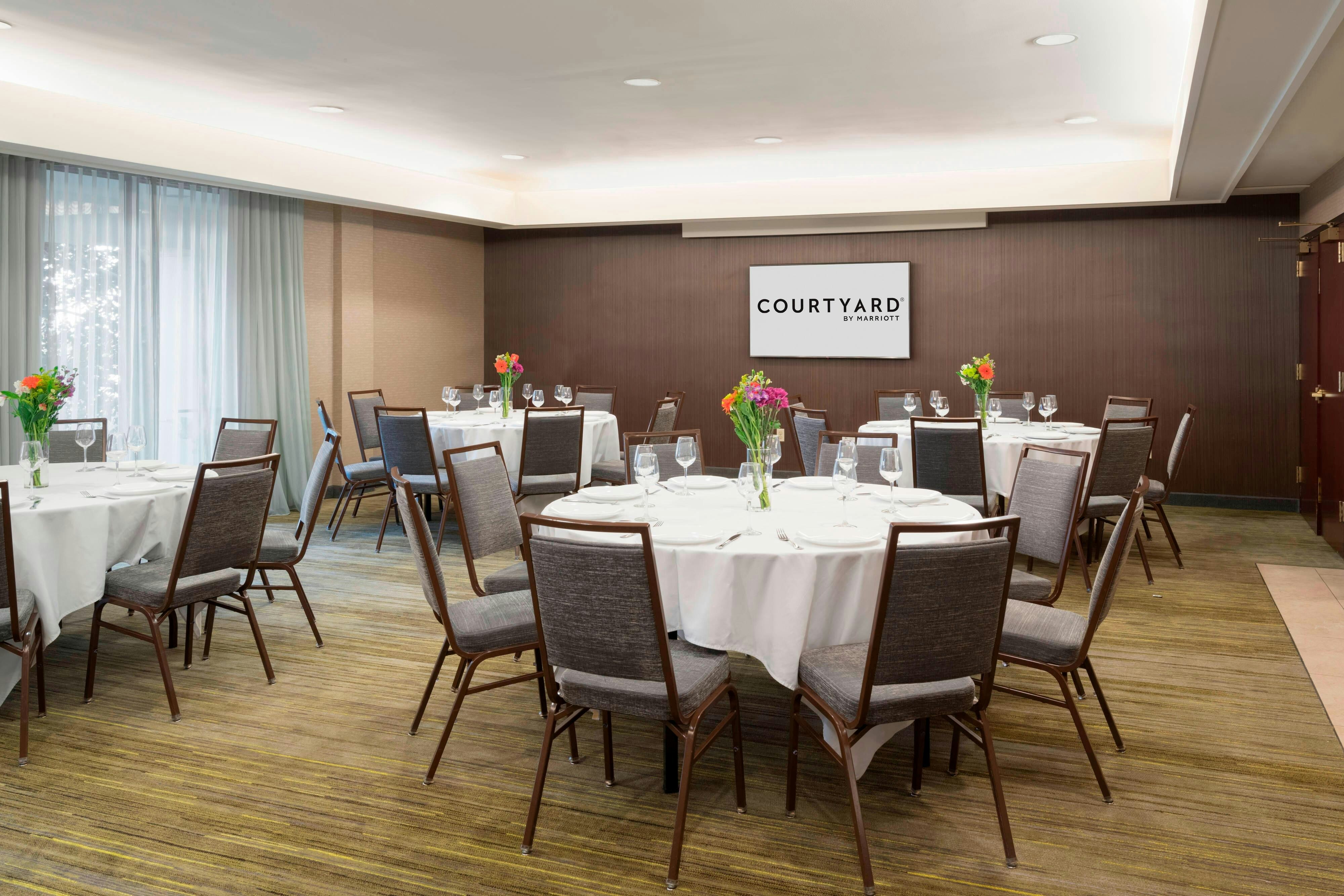 Courtyard By Marriott Princeton 17/18