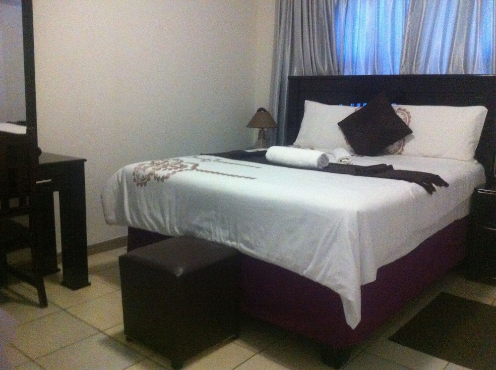 Upper Room Guest House 6/30