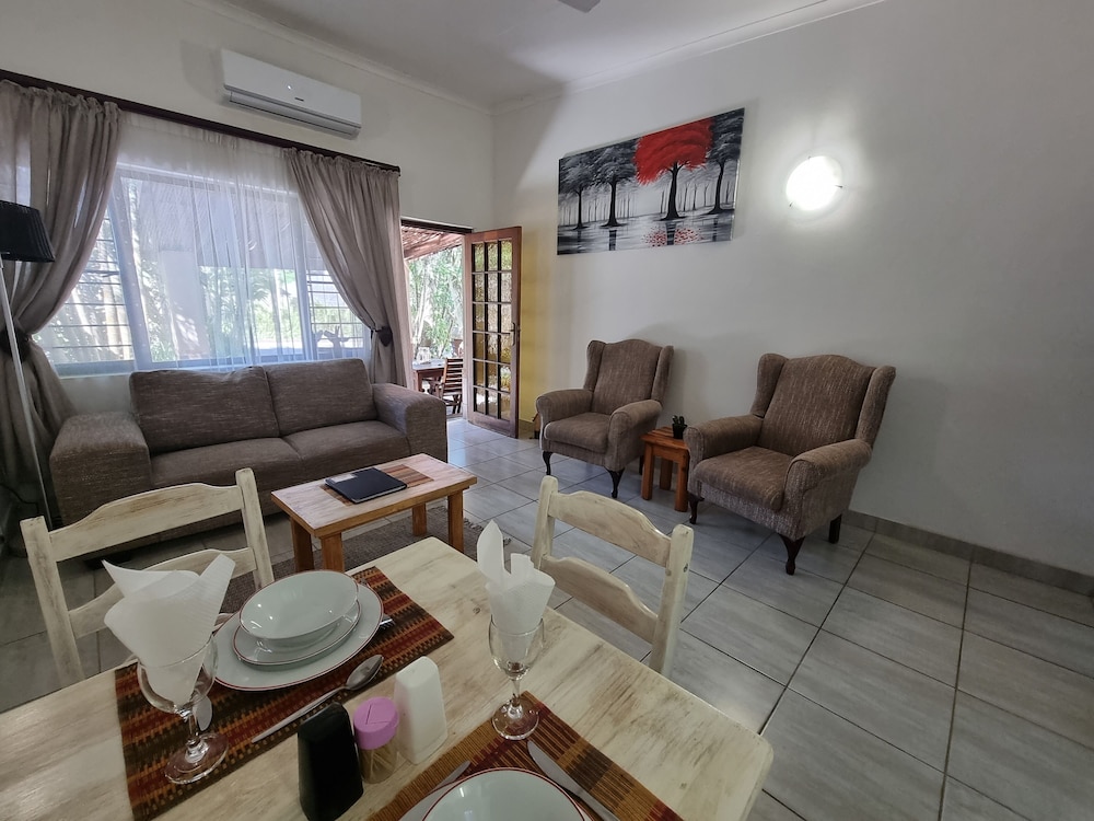 Ndiza Lodge & Cabanas 30/50