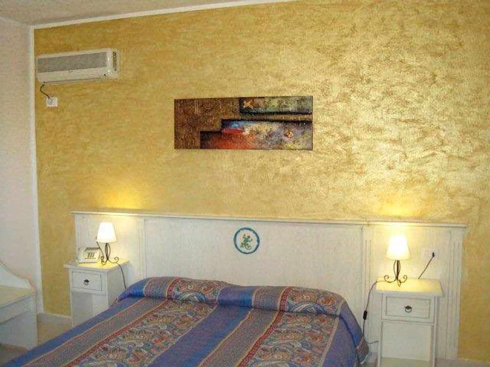 Hotel Ariadimari 19/50