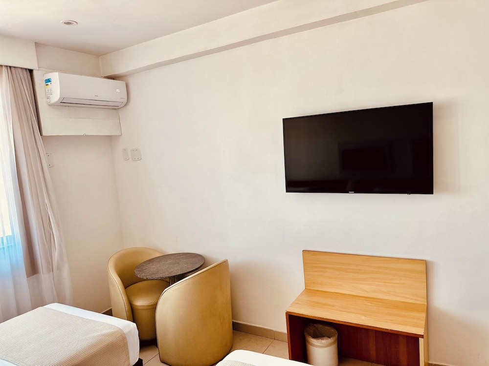 Copacabana Mar Hotel 53/62