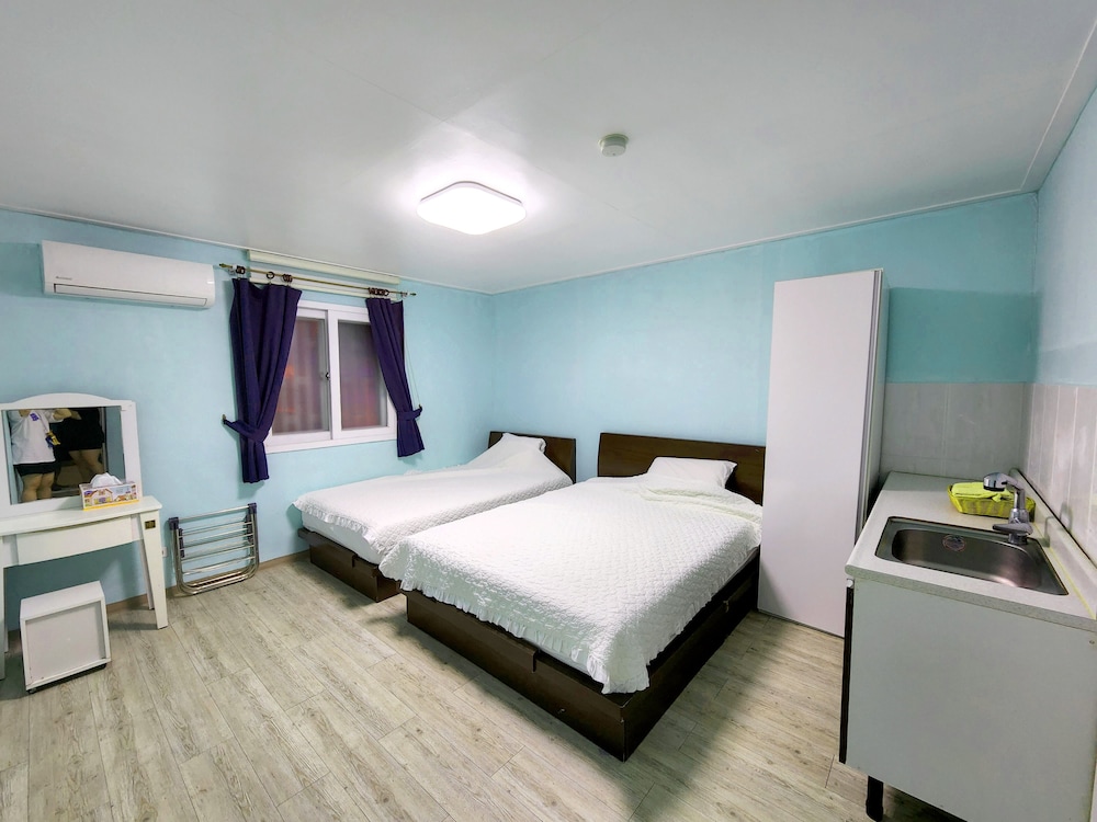 Daora Guest House 9/19