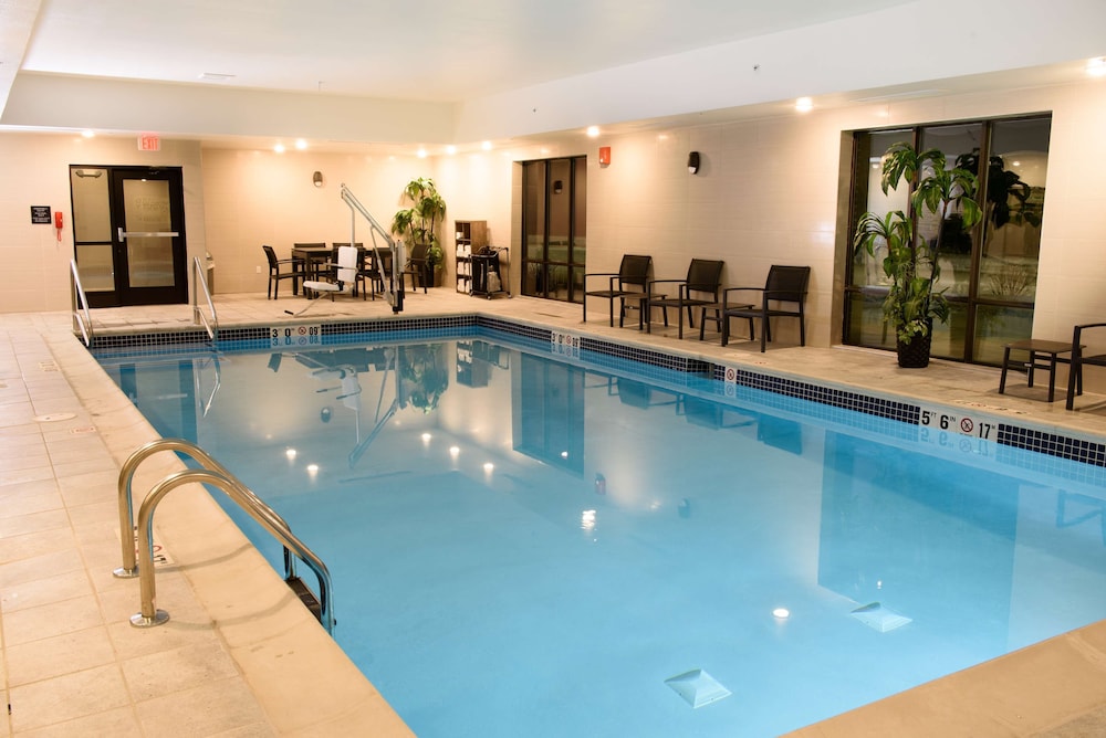Hampton Inn & Suites Bay City, MI in BAY CITY - MI