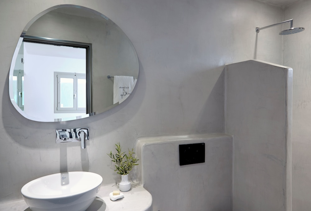 Kalisti Hotel And Suites 72/72