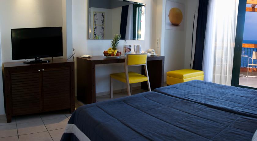 Standard, Double or Twin Bed