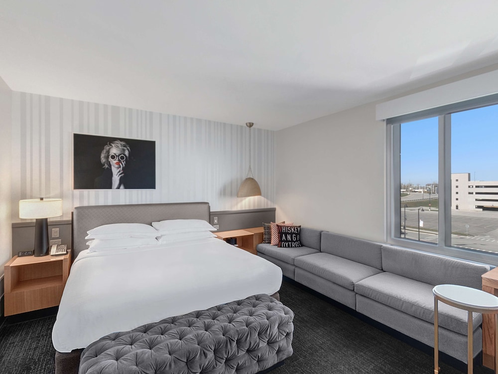 The Rose Hotel Chicago O Hare Tapestry Collection By Hilton 25/74