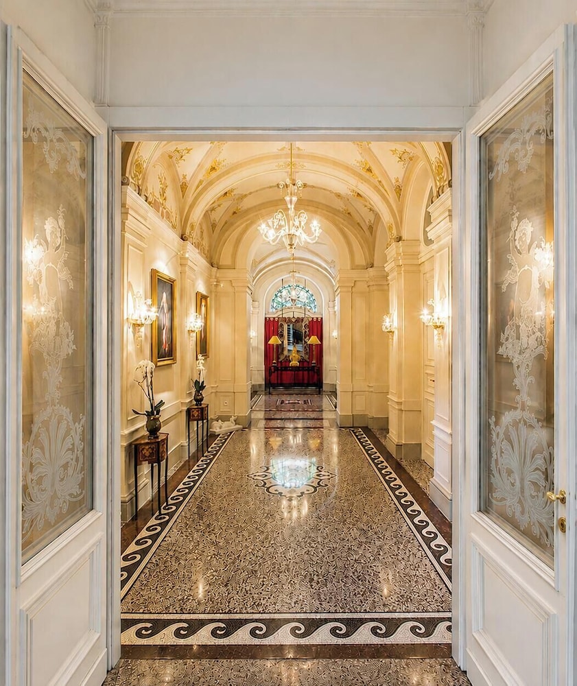 Le Palais Art Hotel Prague 7/68