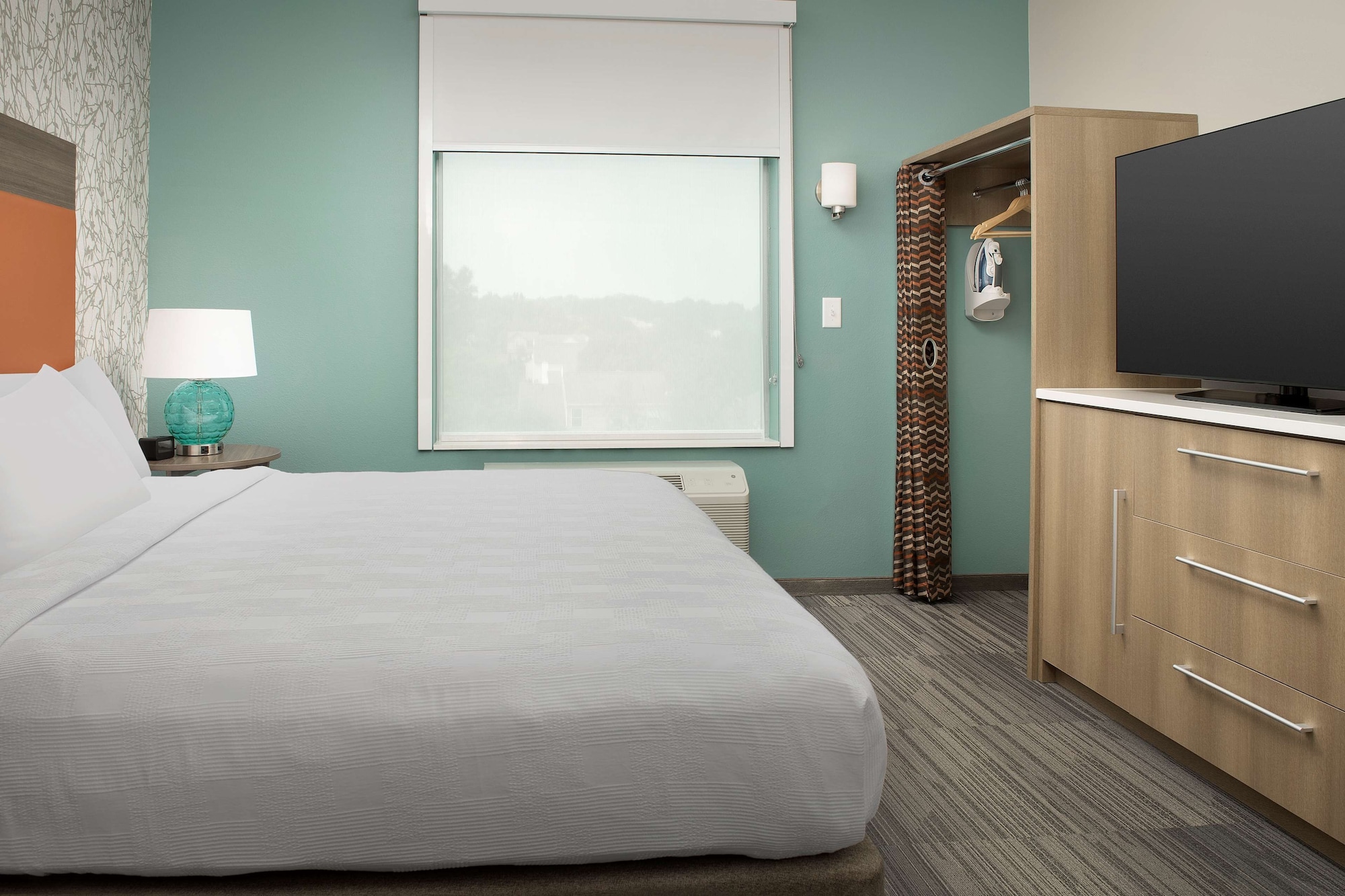 Room at Home2 Suites by Hilton Columbus Polaris, COLUMBUS - OH