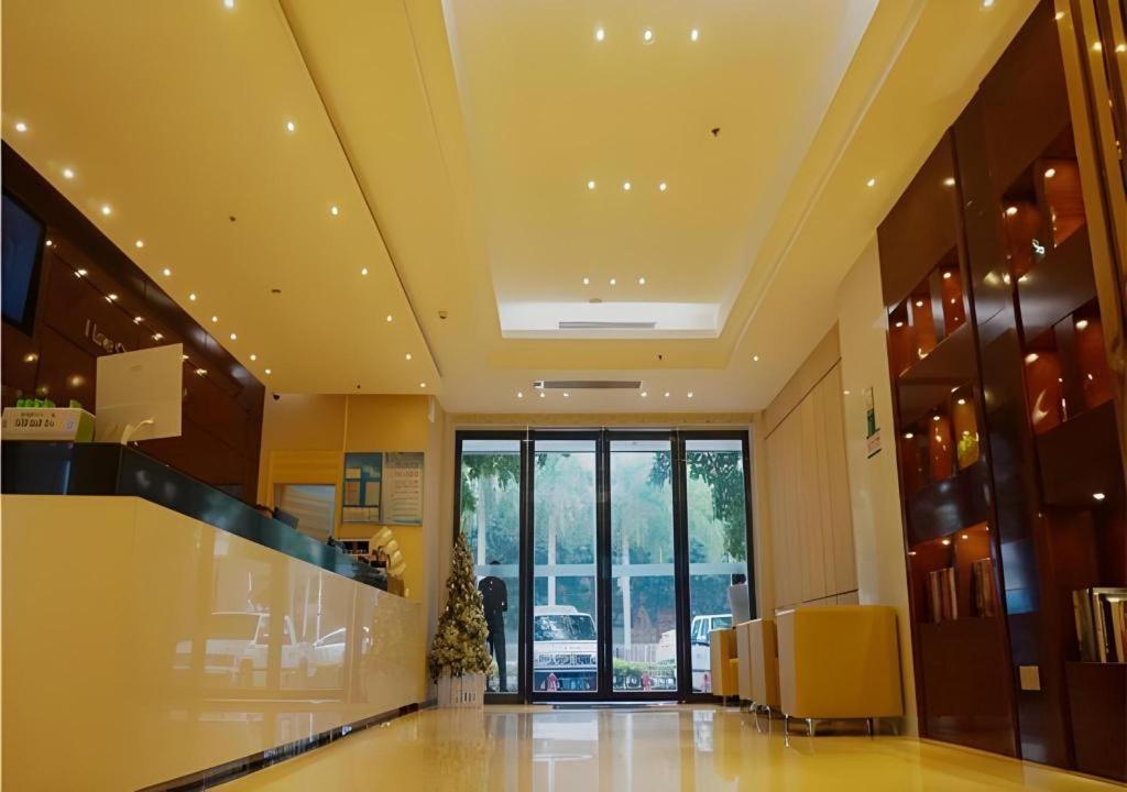 City Comfort Inn Zhanjiang Mazhang High Speed Railway Station 24/53