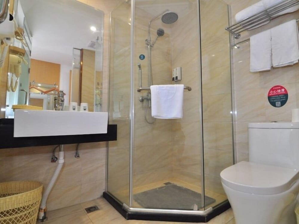 GREENTREE INN NINGBO SOUTH RAILWAY STATION EXPRESS HOTEL 24/27