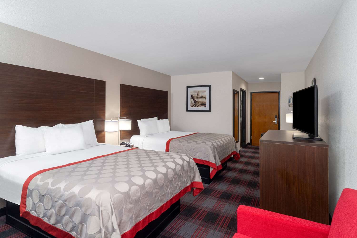 Ramada by Wyndham Maggie Valley 4/18