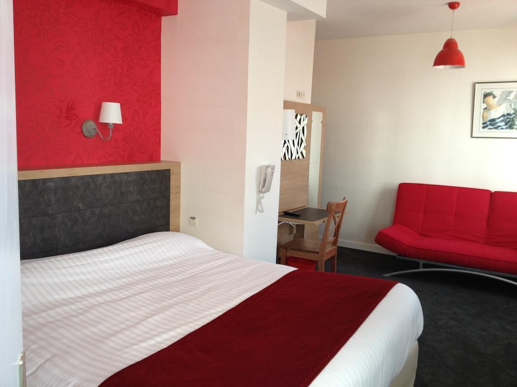 HOTEL LE CALME DES PINS SPA 6/43