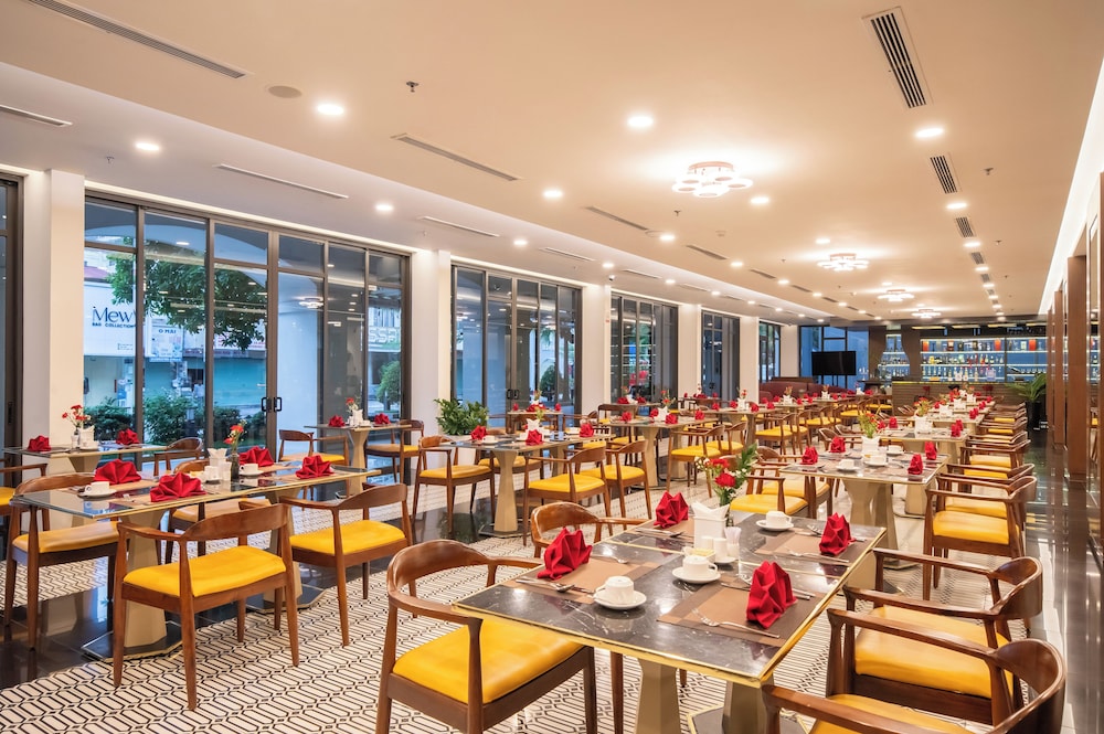 Senna Hue Hotel 36/50