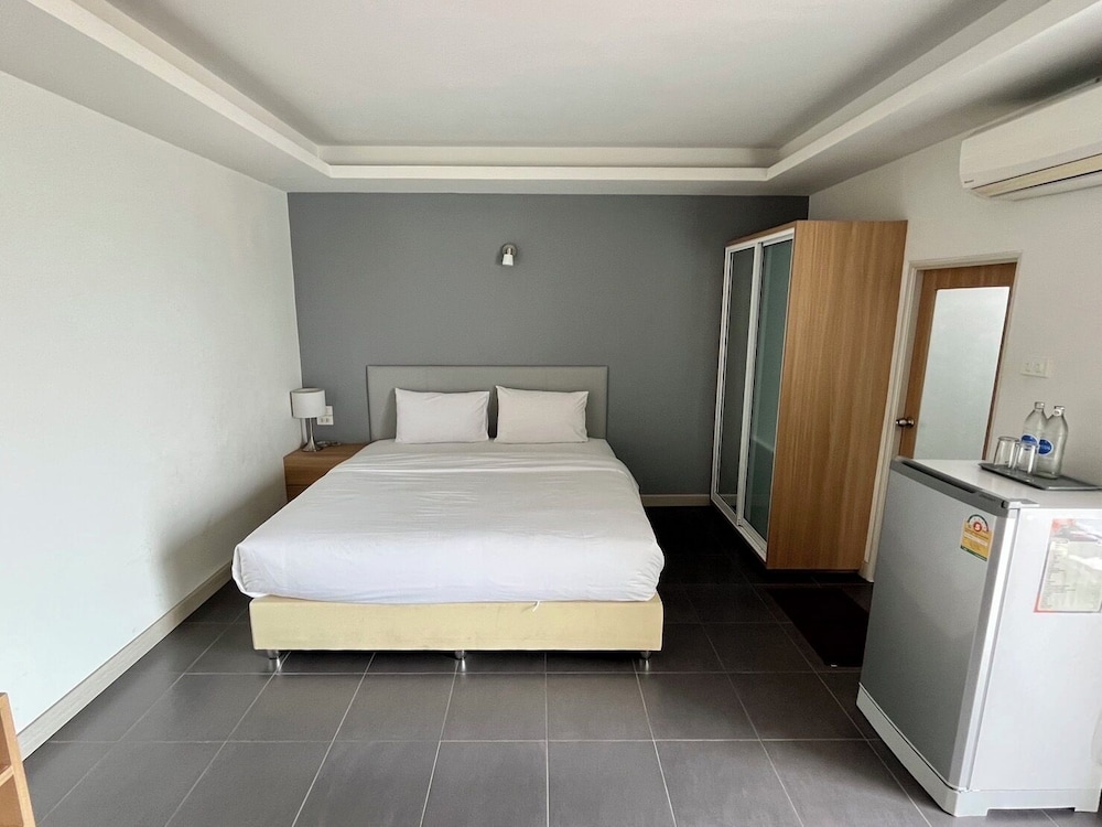 STANDARD, DOUBLE BED