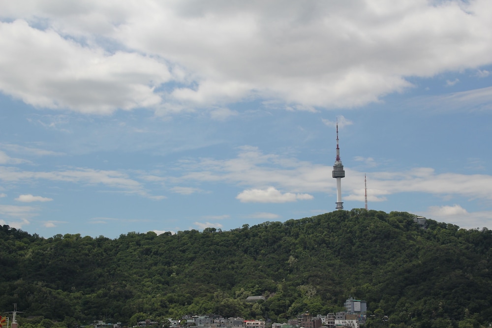 Myeongdong Merlin Hotel 51/65