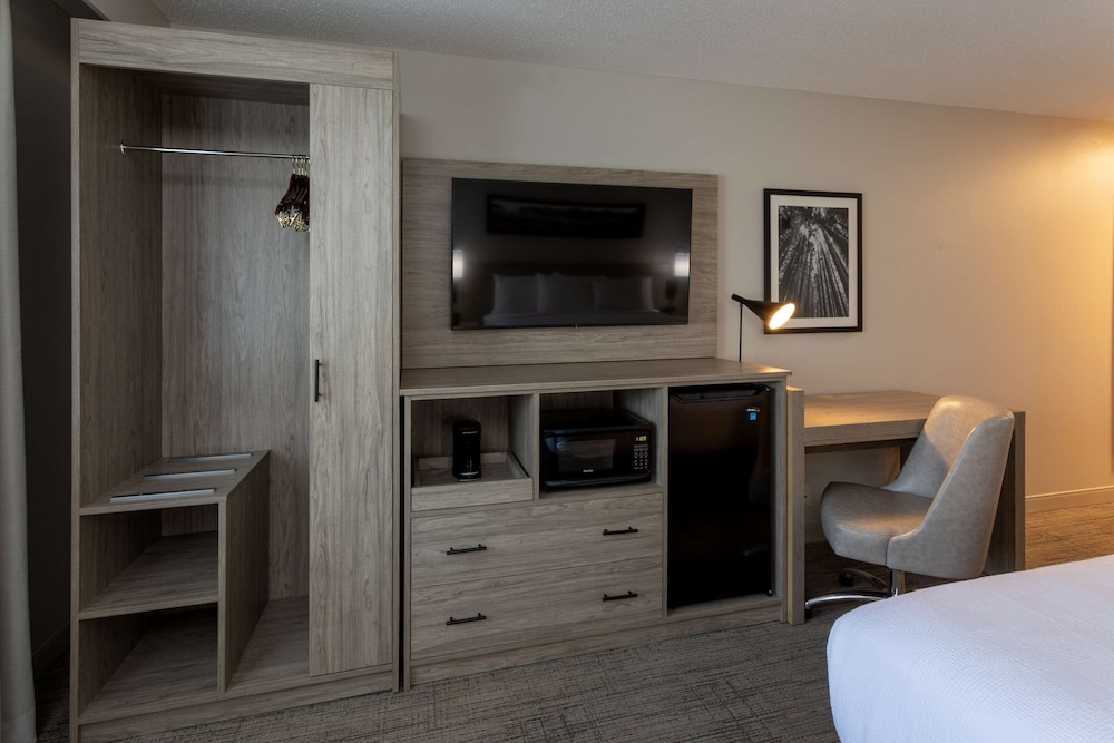 Grandstay Hotel Suites 28/50